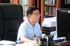 透时代的灯塔；2017年